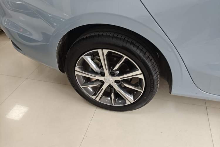 Used Geely Auto Emgrand 2023 4th Generation Champion Edition 1.5L CVT Prestige Model
