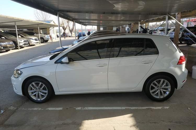 Used Volkswagen Golf 2019 1.6L Automatic Comfort Model China V Standard
