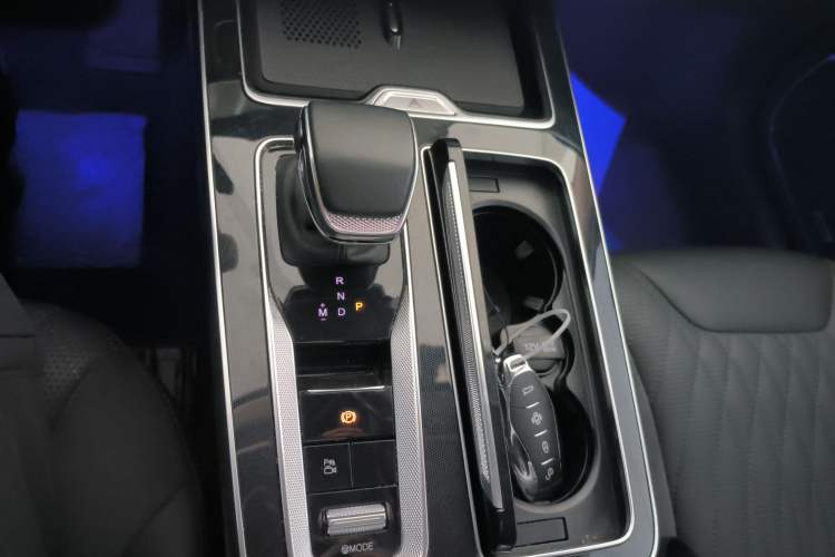 Used Hongqi HS5 2023 2.0T Qixiang Pro Edition