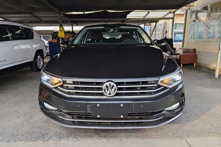 Used Volkswagen Magotan 2020 330TSI DSG Leading Model
