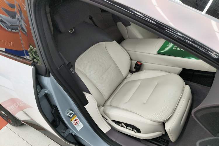 Used  12 2023 650 Three-Laser Four-Wheel Drive Performance Edition