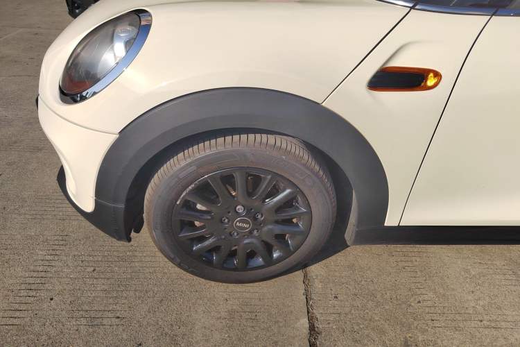 Used  MINI 2016 1.5T COOPER Five-Door Edition