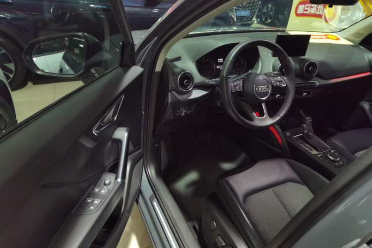 Used Audi Q2L 2021 35 TFSI Fashionable and Elegant Model
