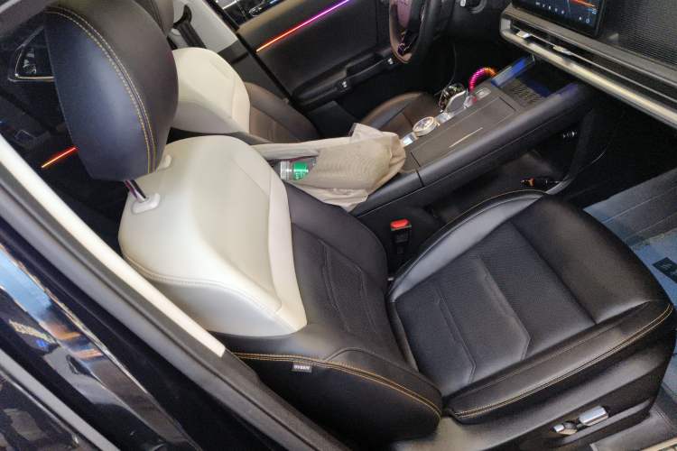 Used BAIC Off-Road BJ30 2024 1.5T Magic Electric Drive Advanced Version
