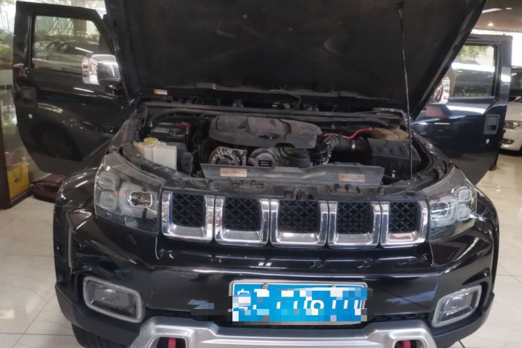 Used Beijing Auto BJ40 2019 2.3T Automatic Four-Wheel Drive Urban Hunter Edition Premium Model China VI Emission Standard
