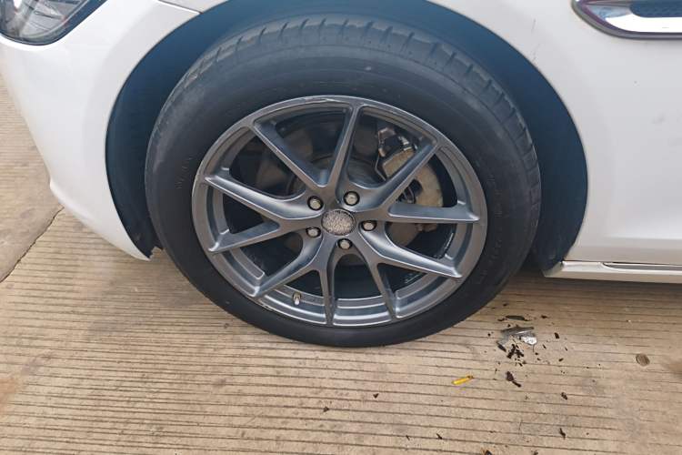 Used Jaguar XFL 2019 XFL 2.0T 200 PS Two-Wheel-Drive Elite Edition
