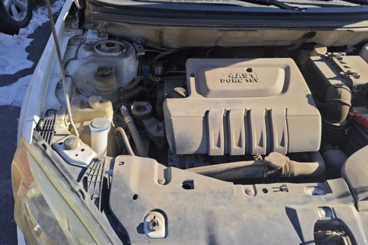 Used Soueast V5 Lingzhi 2014 1.5L Manual Luxury Model
