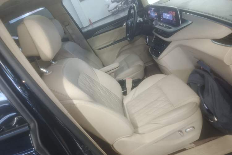 Used Buick GL8 2023 ES Lu Zun Luxury Model
