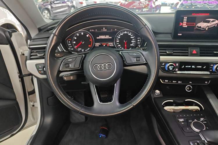 Used Audi A5 2017 Sportback 40 TFSI Fashion Model
