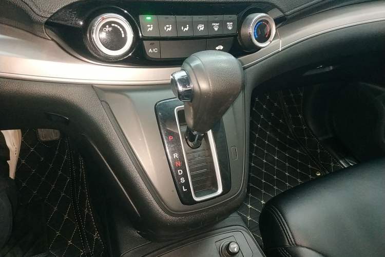 Used Honda CR-V 2016 2.0L Two-Wheel Drive Classic Edition