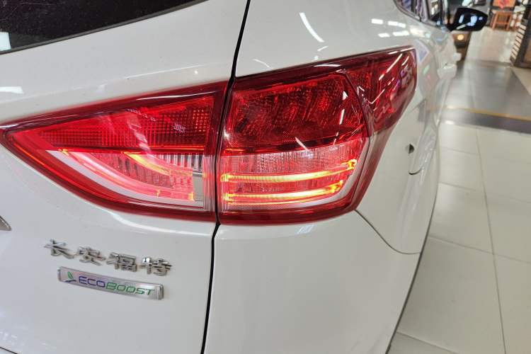 Used Ford Kuga 2015 1.5L GTDi Two-Wheel Drive Fashion Edition
