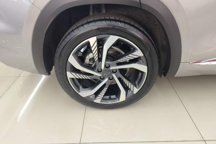 Used Geely Auto Monjaro L 2023 2.0TD High-Power Automatic Two-Wheel Drive Flagship Version
