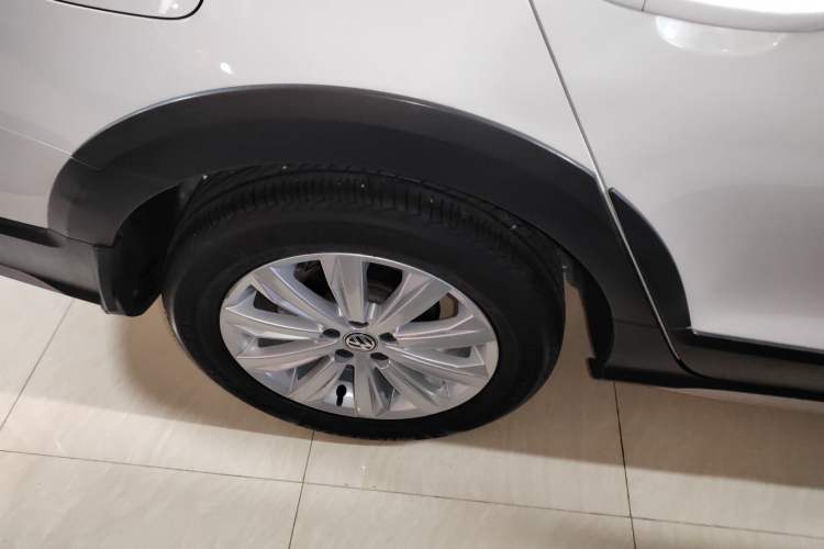 Used Volkswagen C-TREK 2018 1.5L Automatic Fashion Model
