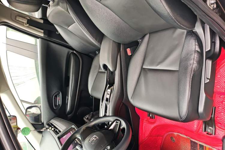 Used Honda Vezel 2017 1.8L CVT Front-Wheel Drive Pioneer Edition