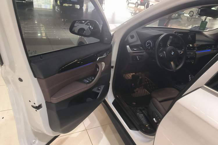 Used BMW X1 2022 sDrive25Li Leading Model
