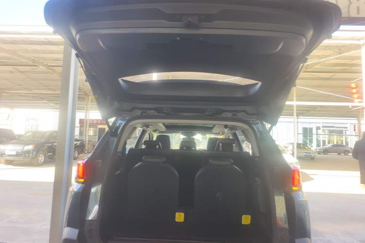 Used Peugeot 5008 2019 360THP 7-Seater Flagship Edition
