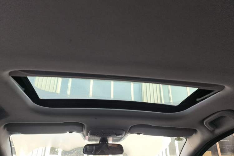 Used Geely Auto Vision X3 2021 PRO 1.5L CVT Deluxe Model
