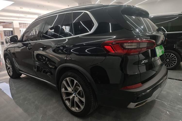 Used BMW X5 2019 xDrive30i X Design Package

