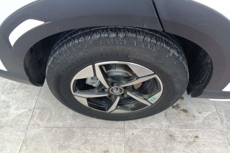 Used BYD Yuan UP 2025 Intelligent Driving Version 401 km Beyond-Range Edition