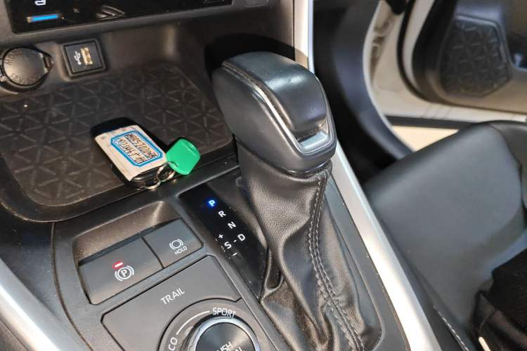 Used Toyota Wildlander 2023 Dual-Motor 2.5L E-CVT Four-Wheel Drive Prestige Edition
