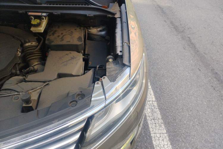 Used Lincoln MKC 2017 2.0T Two-Wheel Drive Deluxe Edition
