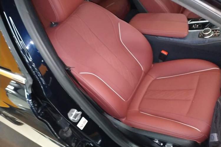 Used BMW 5 Series 2022 Restyled 530Li Leading Edition M Sport Package
