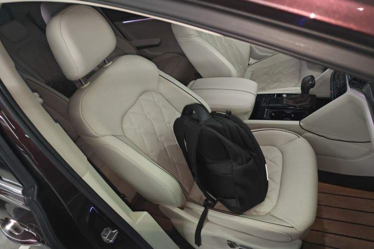 Used Volkswagen Viloran 2020 380TSI Prestige Edition