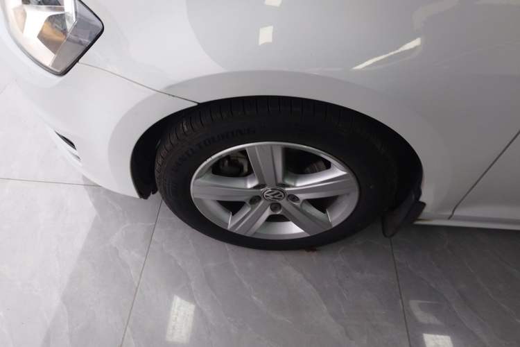 Used Volkswagen Golf 2017 230TSI Automatic Comfort Edition – Celebrating Milestone of One Million Units
