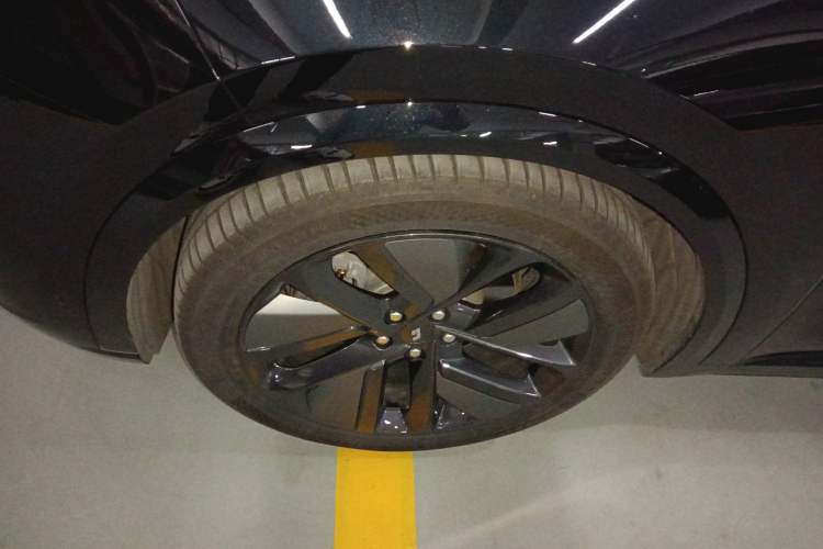 Used Li Auto L9 2024 Ultra Model
