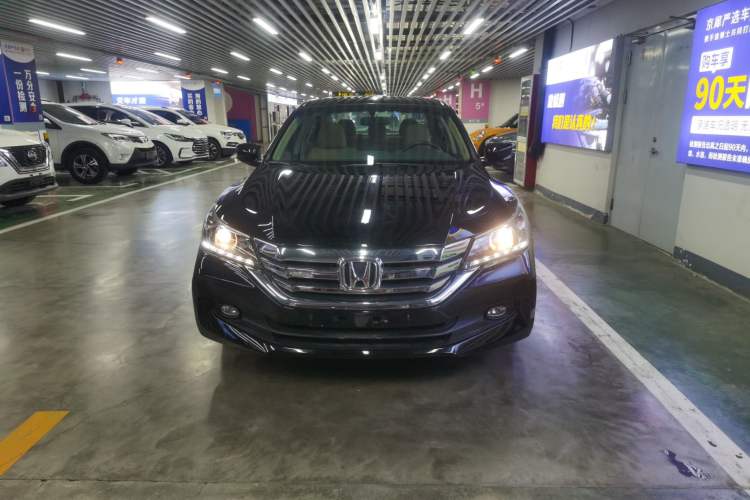 Used Honda Accord 2015 2.0L LX Comfort Edition
