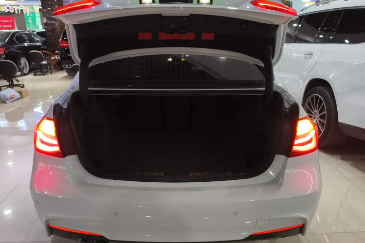 Used BMW 3 Series 2017 320i M Sport