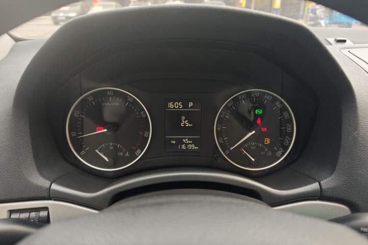 Used Skoda Octavia 2014 1.6L Automatic Yijun Edition
