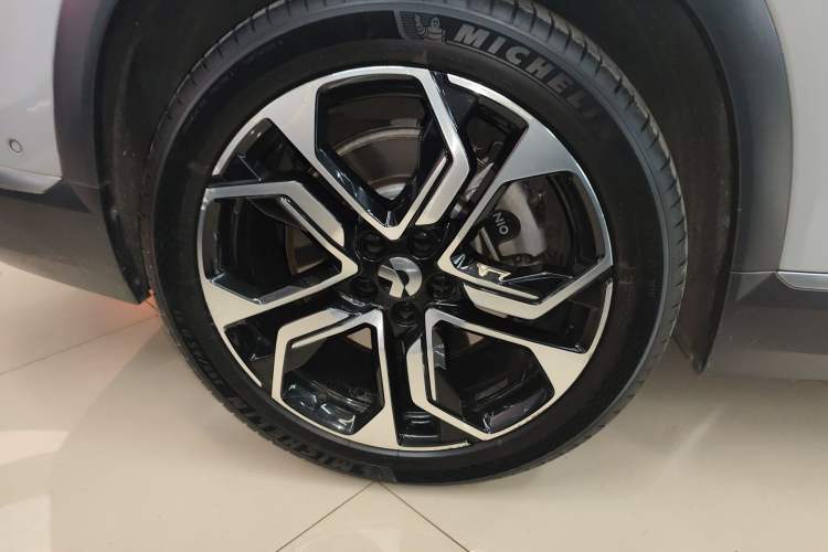 Used Nio ES8 2022 75 kWh Signature Edition Six-Seater
