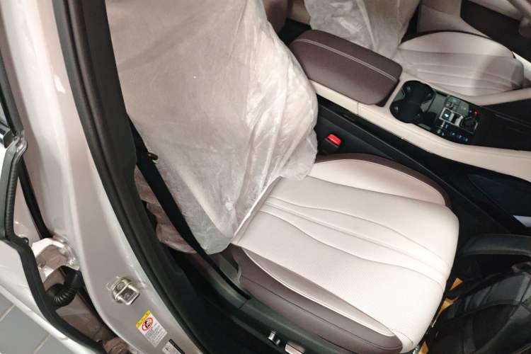 Used BYD Song PLUS New Energy 2025 DM-i 112KM Prestige Model
