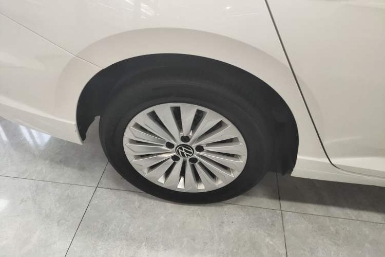 Used Volkswagen Lavida 2021 1.5L Automatic Comfort Edition
