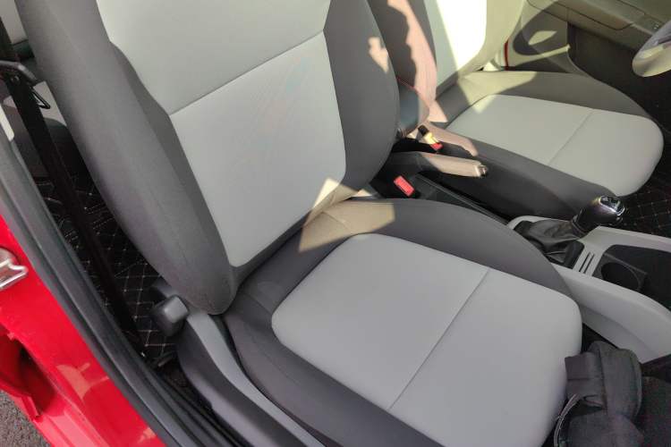 Used Skoda Fabia 2017 1.4L Automatic Car Enjoy Edition
