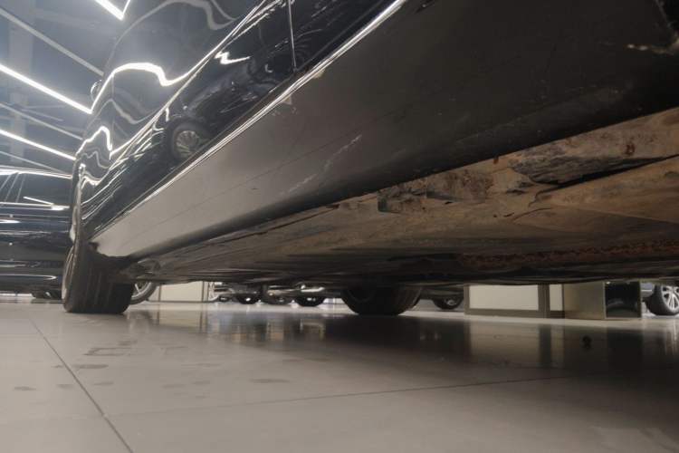 Used Mercedes-Benz E-Class New Energy 2023 E 350 e L Plug-in Hybrid Sedan
