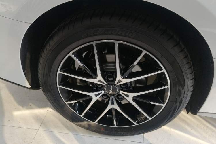 Used BYD Seal 2024 HONOR Edition DM-i 1.5L 121km Luxury Model
