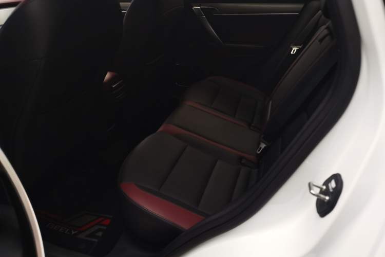 Used Geely Auto Coolray 2019 Sport Model 260T DCT Battle China V Standard