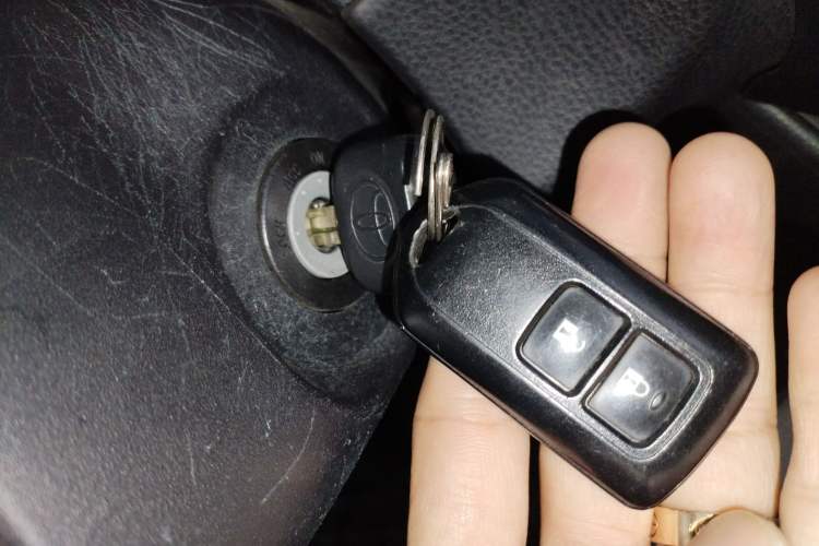 Used Toyota YARiS L 2020 X-Trail X 1.5L CVT Luxury Edition
