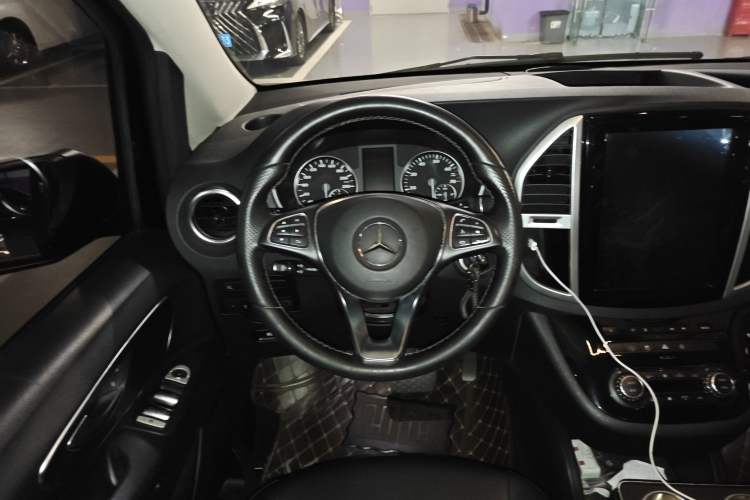 Used Mercedes-Benz Vito 2016 2.0T Business Edition
