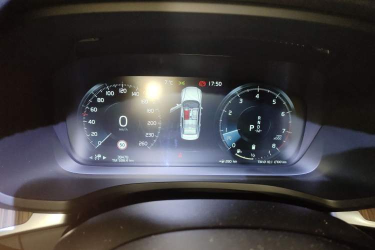 Used Volvo S60 2022 B4 Zhiyuan Luxury Edition
