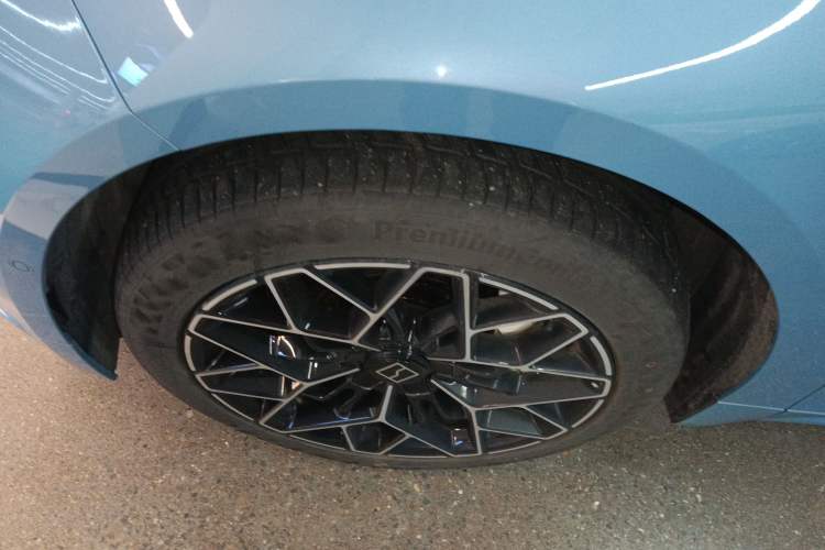 Used Zeekr 001 2025 YOU Edition 100 kWh All-Wheel Drive