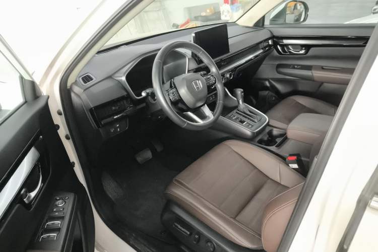 Used Honda CR-V 2023 240TURBO Two-Wheel Drive Deluxe Edition 7 Seats