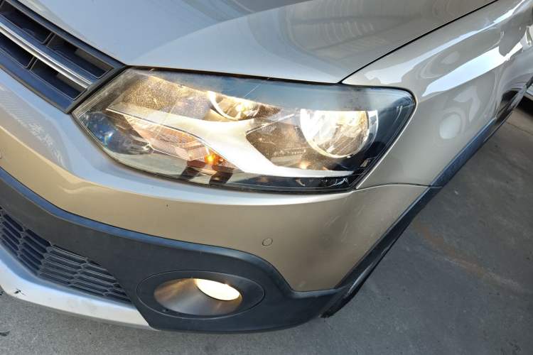 Used Volkswagen Polo 2014 1.6L Cross Polo Automatic