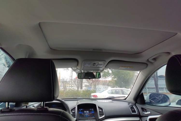 Used HYOSOW S6 2016 1.5T Manual Fashion Model
