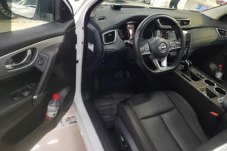 Used Nissan Qashqai 2023 Classic 2.0L CVT XV Prem. Smart Enjoyment Edition
