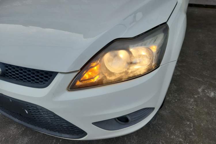 Used Ford Focus 2013 Hatchback Classic 1.8L Automatic Base Model