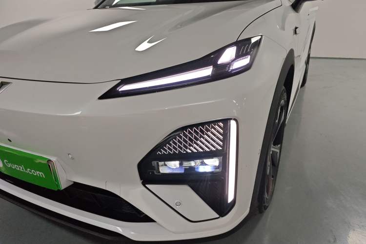 Used  S07 2026 230Ultra with Huawei Qiankun ADS SE Edition
