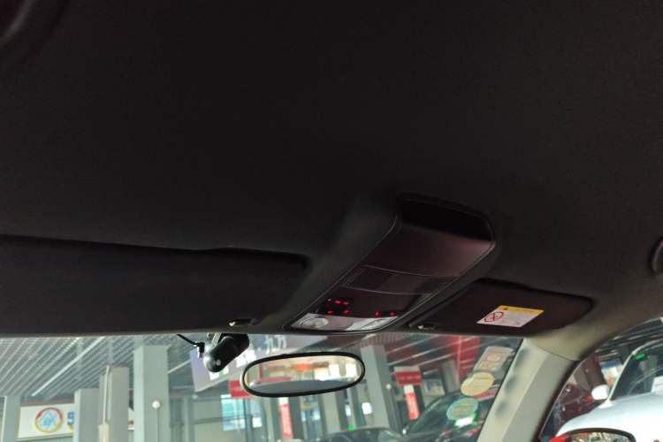 Used Volkswagen Beetle 2017 180TSI Yile Edition
